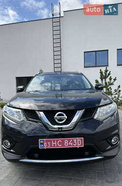 Внедорожник / Кроссовер Nissan X-Trail 2017 в 