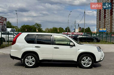 Внедорожник / Кроссовер Nissan X-Trail 2013 в 