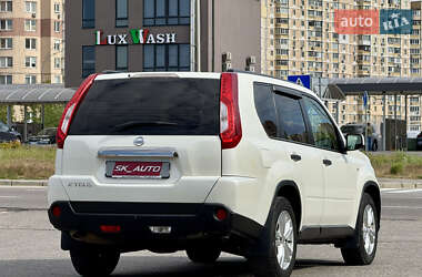 Внедорожник / Кроссовер Nissan X-Trail 2013 в 