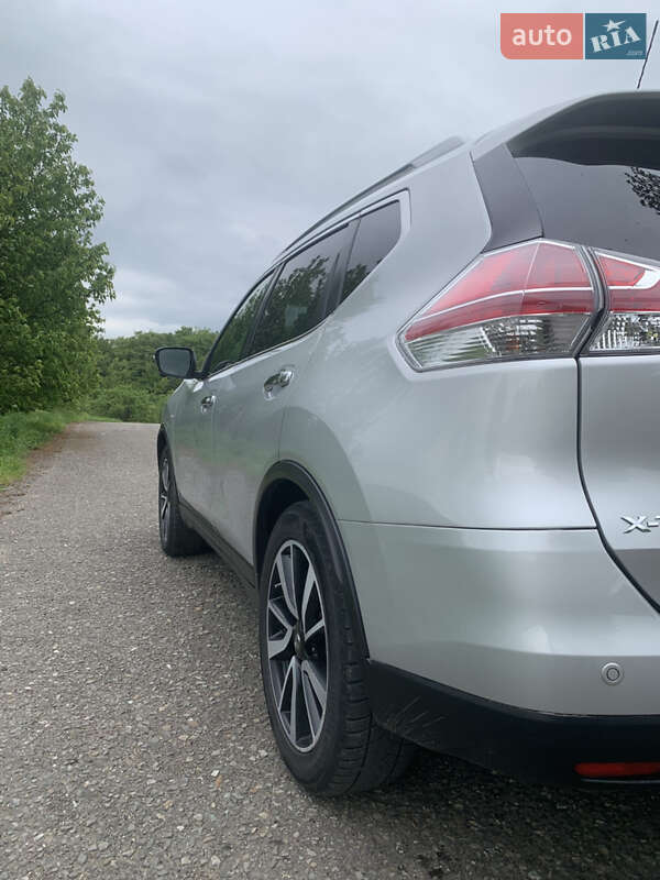 Позашляховик / Кросовер Nissan X-Trail 2016 в Болехові