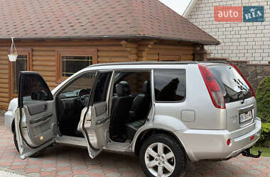 Внедорожник / Кроссовер Nissan X-Trail 2006 в 