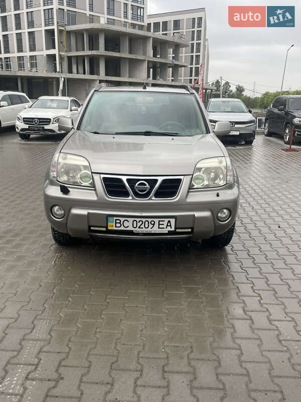 Nissan X-Trail 2003