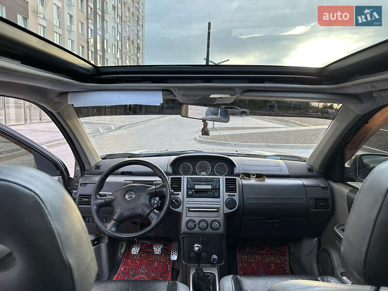 Внедорожник / Кроссовер Nissan X-Trail 2004 в Ровно