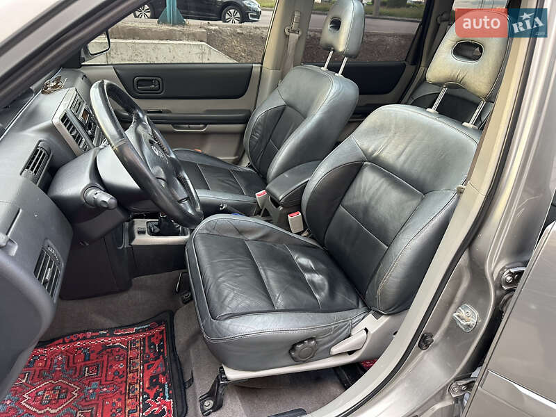 Внедорожник / Кроссовер Nissan X-Trail 2004 в Ровно