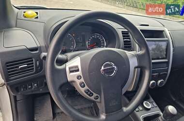 Внедорожник / Кроссовер Nissan X-Trail 2012 в 