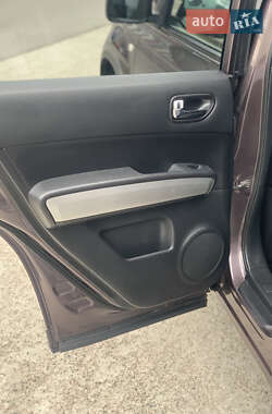 Позашляховик / Кросовер Nissan X-Trail 2011 в 