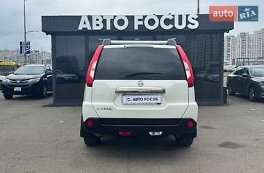Внедорожник / Кроссовер Nissan X-Trail 2012 в 