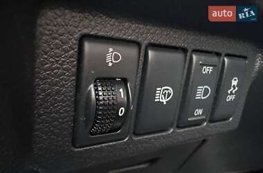 Внедорожник / Кроссовер Nissan X-Trail 2012 в 