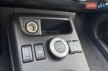 Внедорожник / Кроссовер Nissan X-Trail 2012 в 
