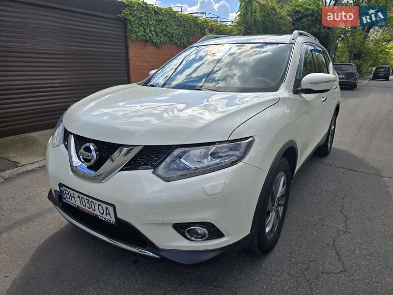 Nissan X-Trail 2015