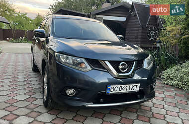 Внедорожник / Кроссовер Nissan X-Trail 2015 в 