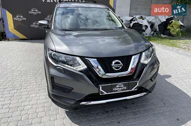 Позашляховик / Кросовер Nissan X-Trail 2021 в 