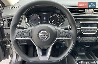 Позашляховик / Кросовер Nissan X-Trail 2021 в 