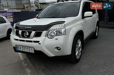 Позашляховик / Кросовер Nissan X-Trail 2012 в 