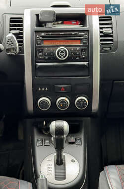 Позашляховик / Кросовер Nissan X-Trail 2012 в 