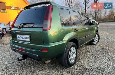 Внедорожник / Кроссовер Nissan X-Trail 2001 в 