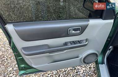 Внедорожник / Кроссовер Nissan X-Trail 2001 в 