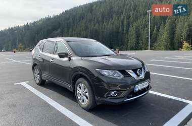 Внедорожник / Кроссовер Nissan X-Trail 2015 в Самборе