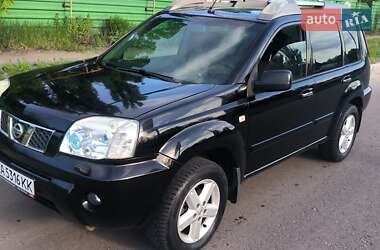 Внедорожник / Кроссовер Nissan X-Trail 2005 в Киеве
