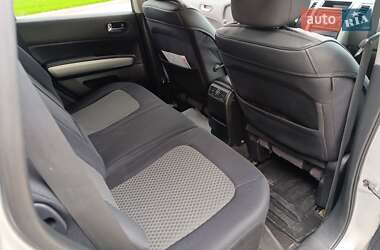 Позашляховик / Кросовер Nissan X-Trail 2010 в 