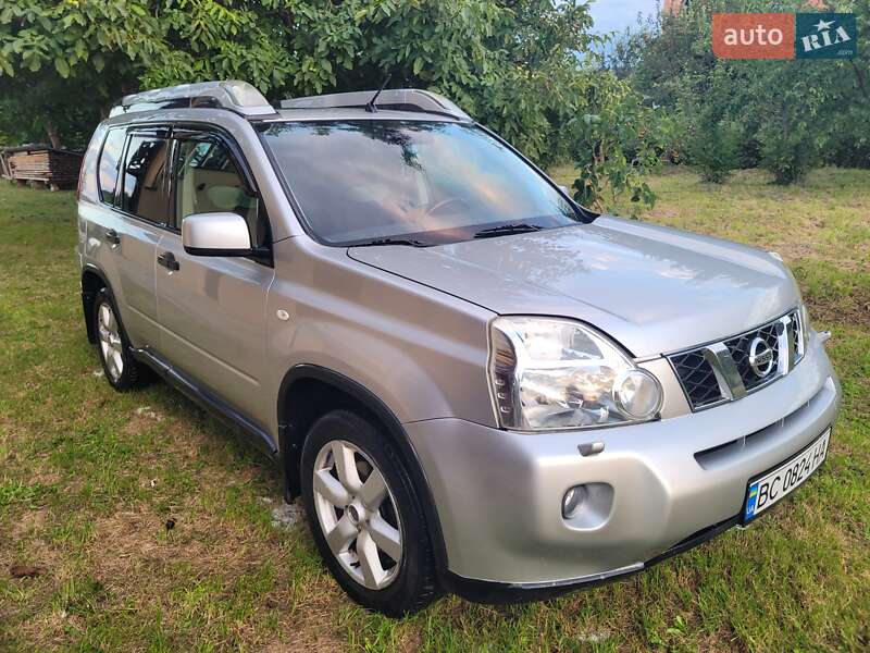 Nissan X-Trail 2010