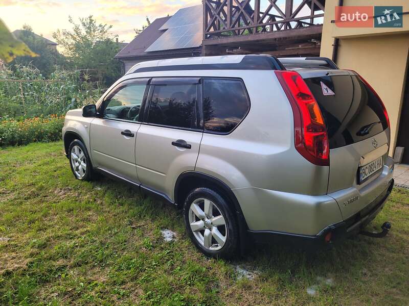 Внедорожник / Кроссовер Nissan X-Trail 2010 в Львове