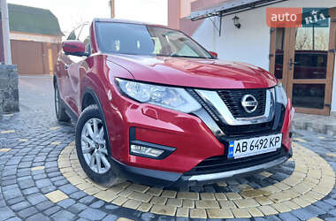 Внедорожник / Кроссовер Nissan X-Trail 2017 в Виннице