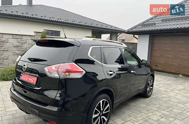 Внедорожник / Кроссовер Nissan X-Trail 2015 в 