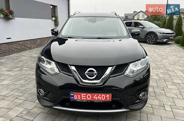 Внедорожник / Кроссовер Nissan X-Trail 2015 в 