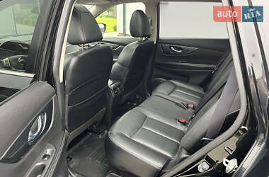 Внедорожник / Кроссовер Nissan X-Trail 2015 в 