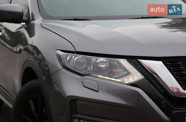 Позашляховик / Кросовер Nissan X-Trail 2018 в 