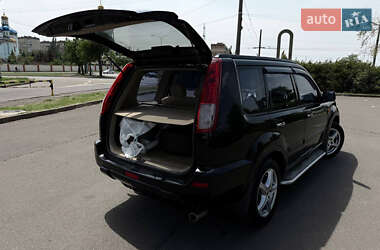 Внедорожник / Кроссовер Nissan X-Trail 2002 в 
