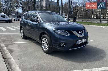 Внедорожник / Кроссовер Nissan X-Trail 2017 в Киеве