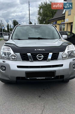Внедорожник / Кроссовер Nissan X-Trail 2010 в 
