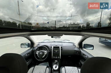 Внедорожник / Кроссовер Nissan X-Trail 2010 в 