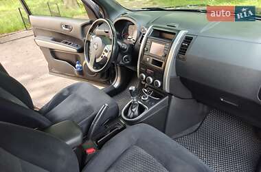 Внедорожник / Кроссовер Nissan X-Trail 2014 в 