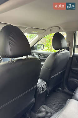 Внедорожник / Кроссовер Nissan X-Trail 2021 в 