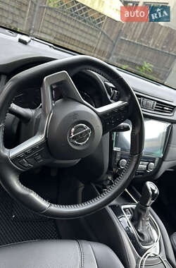 Внедорожник / Кроссовер Nissan X-Trail 2021 в 