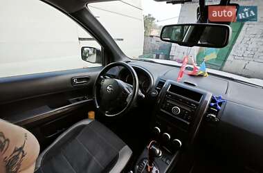 Позашляховик / Кросовер Nissan X-Trail 2012 в 