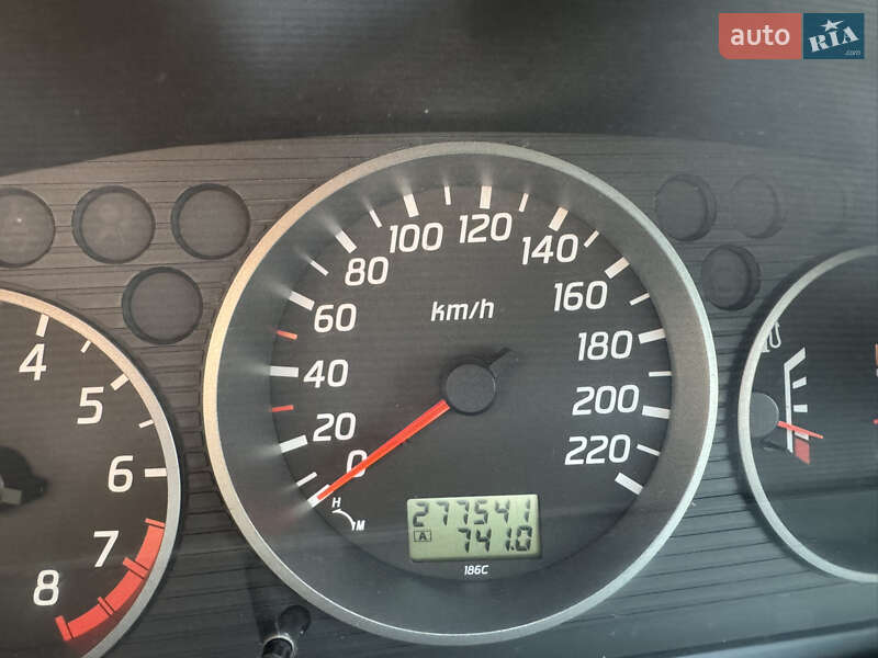 Внедорожник / Кроссовер Nissan X-Trail 2003 в Чернигове
