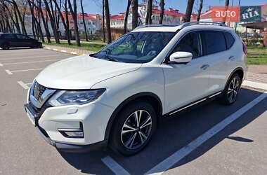 Позашляховик / Кросовер Nissan X-Trail 2017 в Києві
