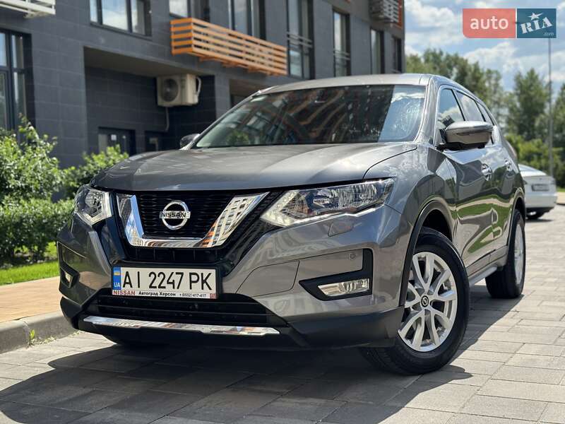 Внедорожник / Кроссовер Nissan X-Trail 2019 в 