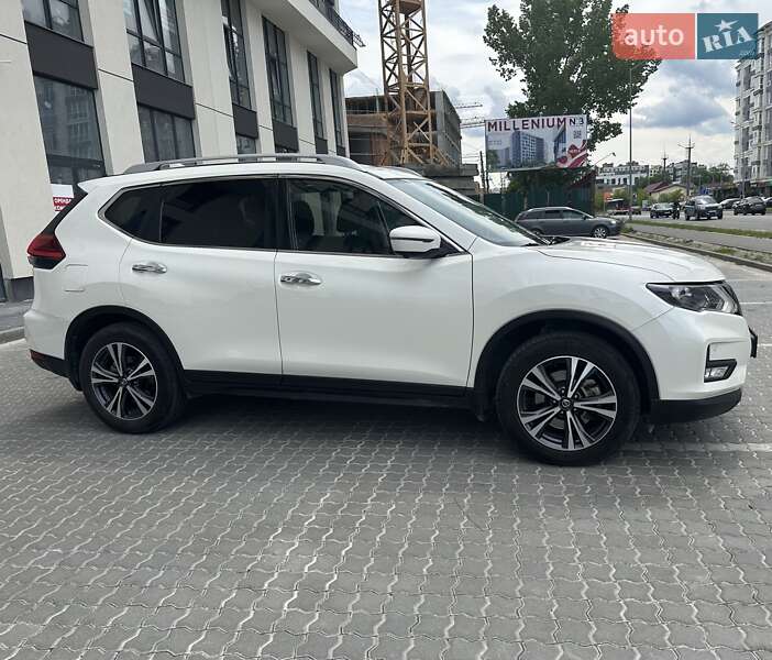 Позашляховик / Кросовер Nissan X-Trail 2018 в Івано-Франківську