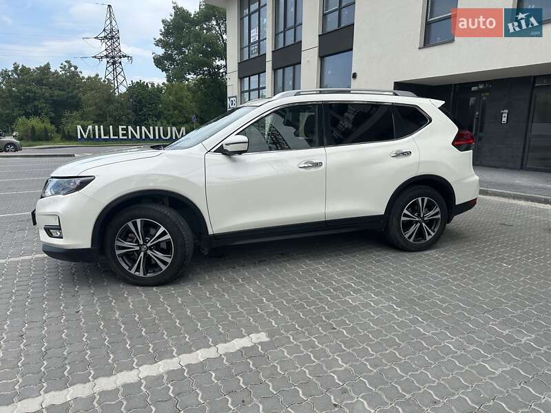 Позашляховик / Кросовер Nissan X-Trail 2018 в Івано-Франківську