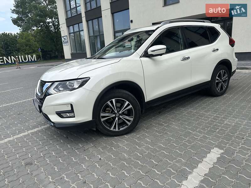 Позашляховик / Кросовер Nissan X-Trail 2018 в Івано-Франківську
