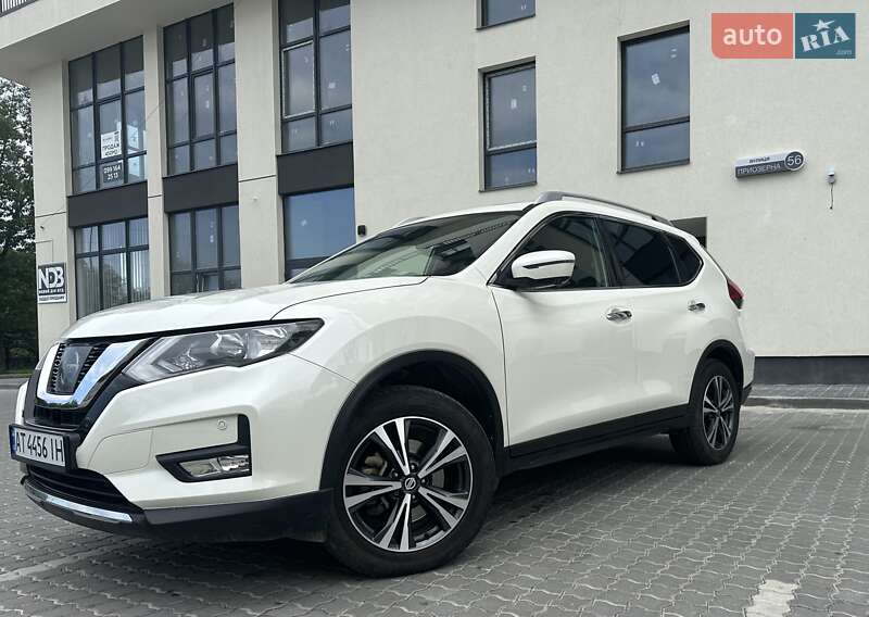 Позашляховик / Кросовер Nissan X-Trail 2018 в Івано-Франківську
