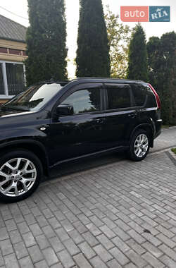 Позашляховик / Кросовер Nissan X-Trail 2010 в Тульчині