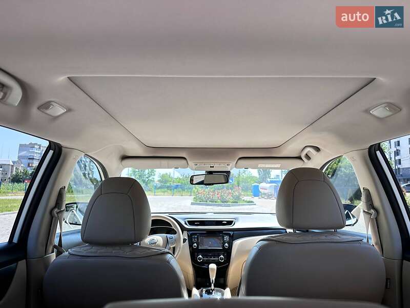 Внедорожник / Кроссовер Nissan X-Trail 2017 в Кропивницком