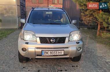 Внедорожник / Кроссовер Nissan X-Trail 2005 в Лановцах