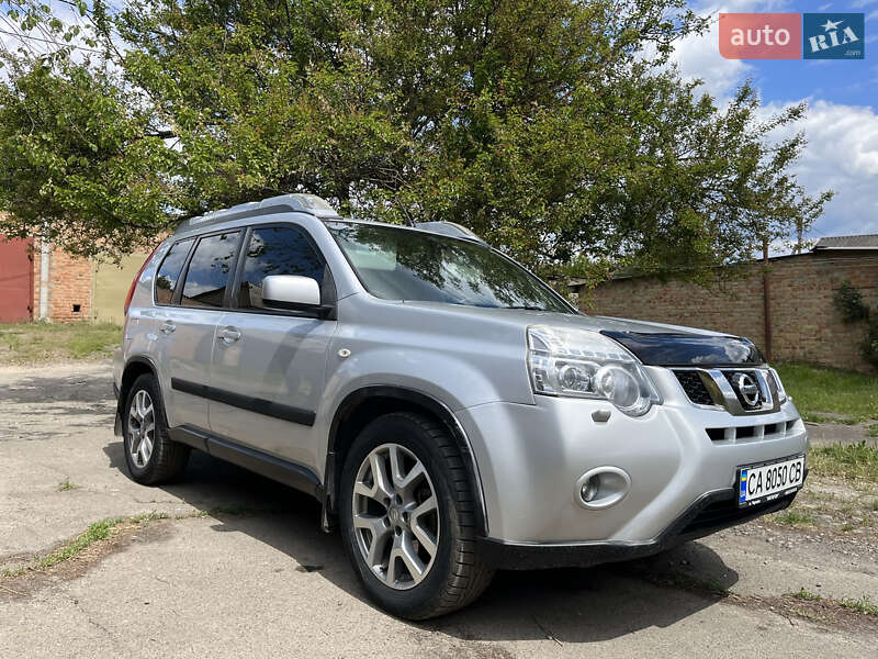 Позашляховик / Кросовер Nissan X-Trail 2012 в Городищеві